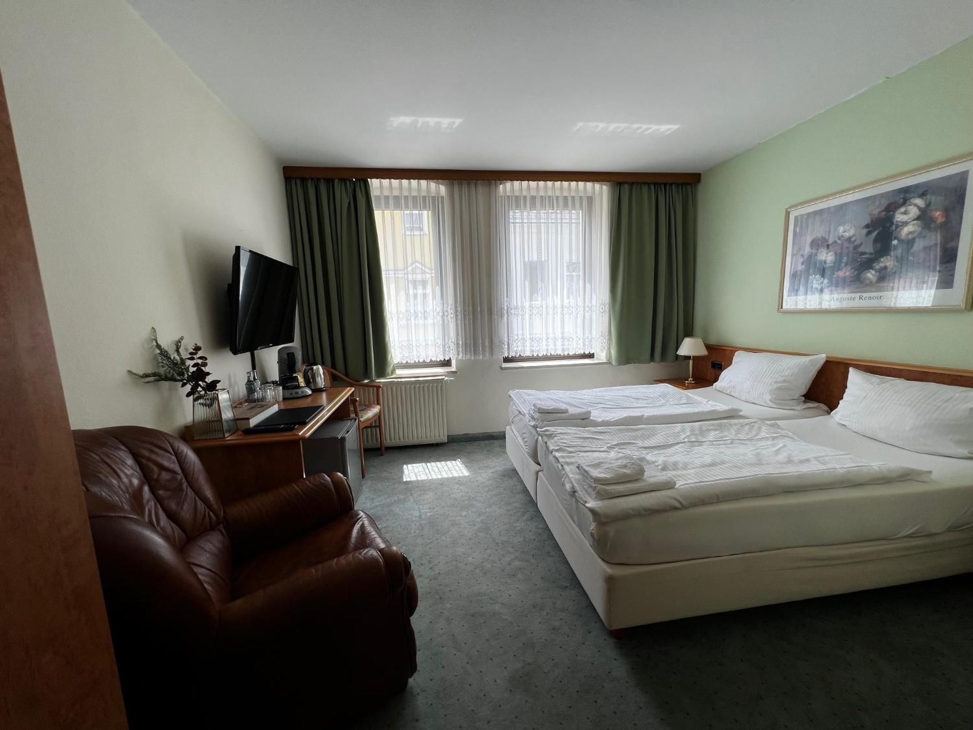 Hotel Zur Sonne 3*